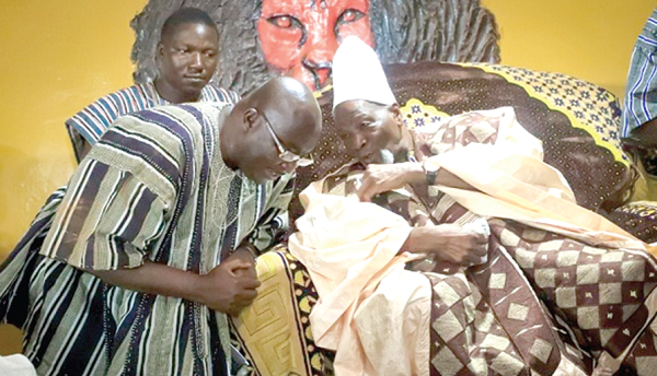 Dr Bawumia in a chit chat with the Yaa Naa Dr Bawumia in a chit chat with the Yaa Naa